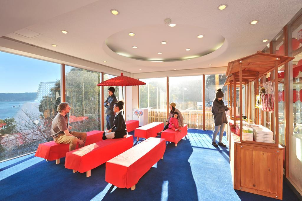 Onsen Hostel Hinoemi Atami  Exteriör bild
