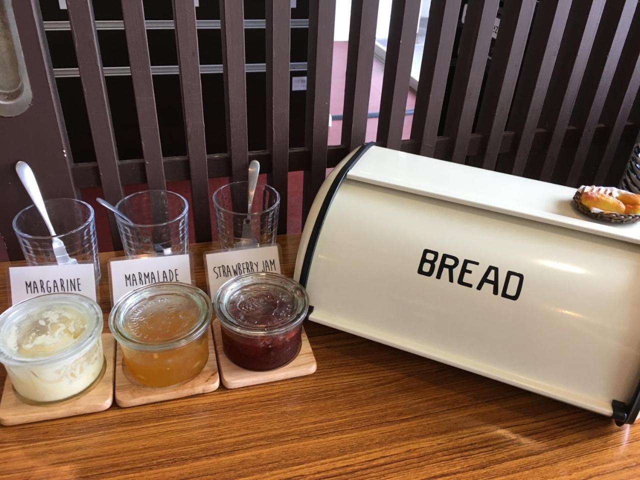 Onsen Hostel Hinoemi Atami  Exteriör bild