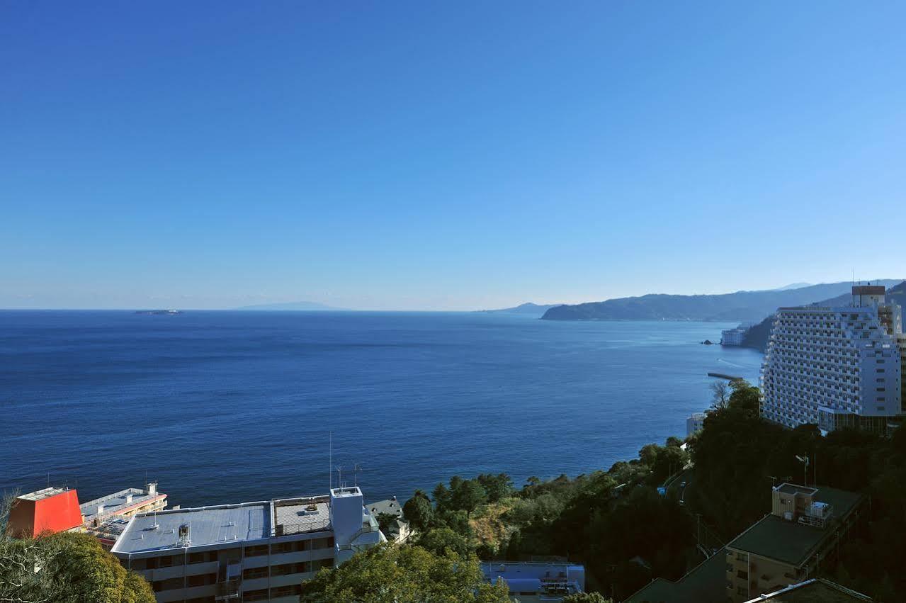 Onsen Hostel Hinoemi Atami  Exteriör bild